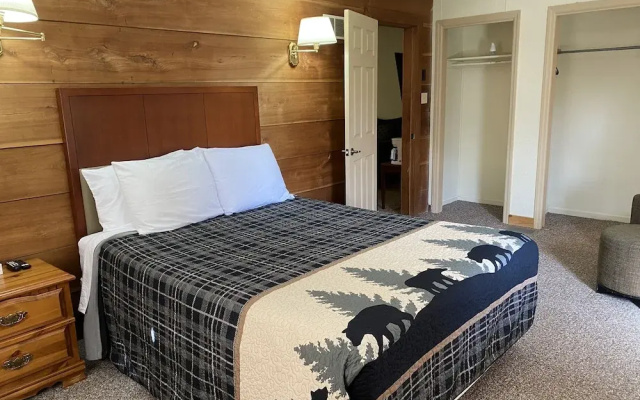 Foggy Mountain Lodge