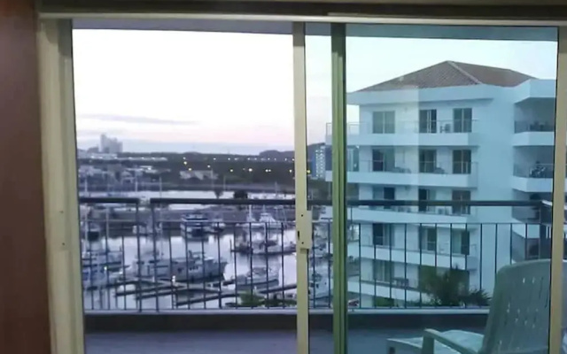 Condo Isa