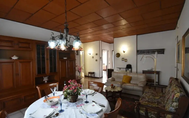 In Arona, a Short Distance From the Beautiful Lakefront