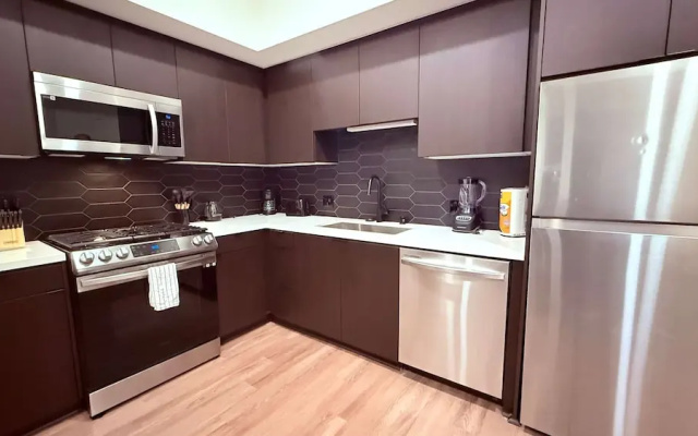 Luxury 1BR by Oneluxstay