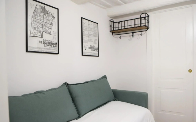 Studio Apartment at Pizzofalcone by Wonderful