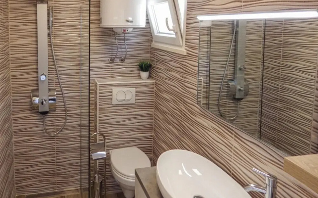 Stunning Apartment in Prizba With Wifi and 2 Bedrooms