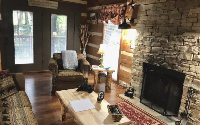 Hanky Panky 1 Bedroom Cabin