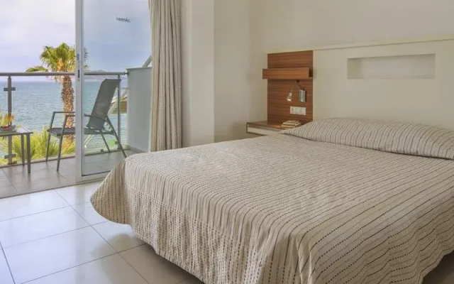 Hotel Delta Calis