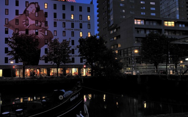 Отель ibis Rotterdam City Centre Нидерланды, Роттердам - 2 отзыва об отеле, цены и фото номеров - забронировать отель ibis Rotterdam City Centre онлайн вид на фасад