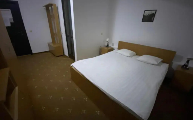 LaCetate Boutique Hotel