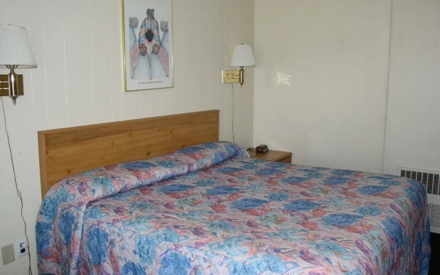 Budget Inn