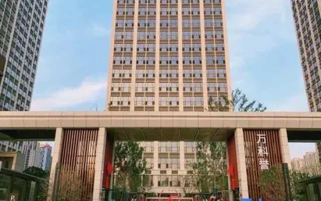 Xinghui Zhixuan Apartment (Zhengzhou East High-Speed Rail Station)
