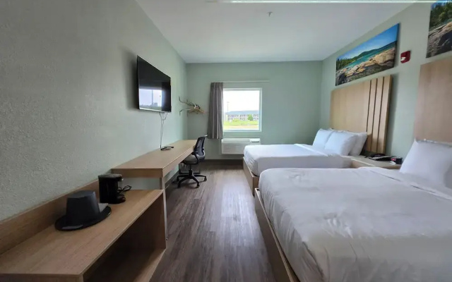 Red Lion Inn & Suites Adairsville