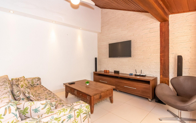 Casa Em Búzios Com área De Lazer | Rdv 02
