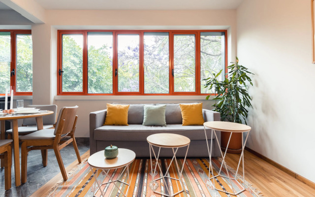 Casai Hip Modern Tech Condo w Rooftop in La Condesa
