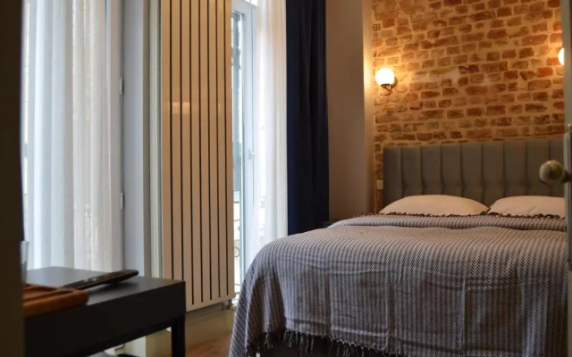 Benan Apartment
