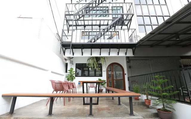 Apartment45 Hostel - Adults Only