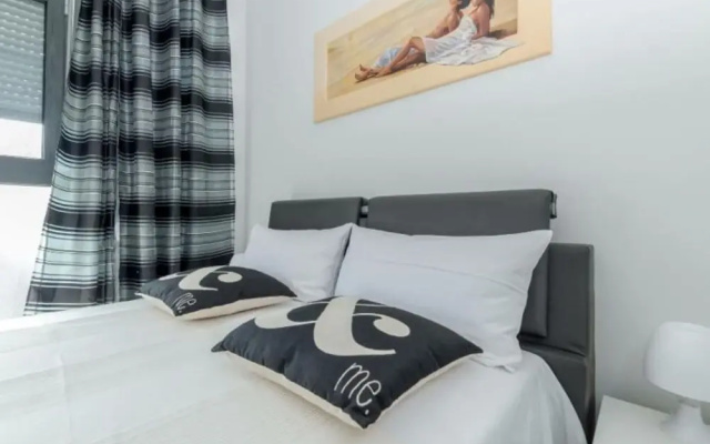 Alluring Apartment In Vir Near Seabeach