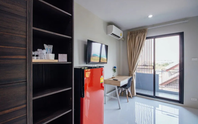 The Living Hotel SamutPrakan