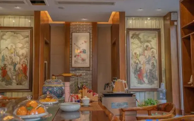 TaoliYijia Porcelain Culture Hotel