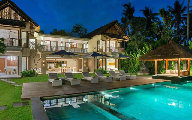 Seseh Beach Villas