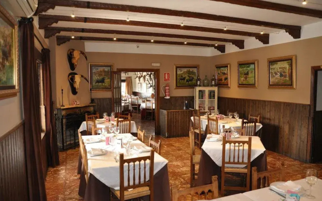 Hotel Orellana Perdiz