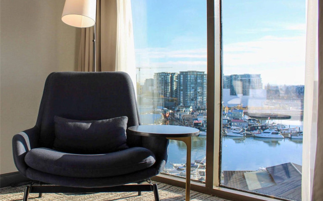 Radisson Blu Vancouver Airport Hotel & Marina
