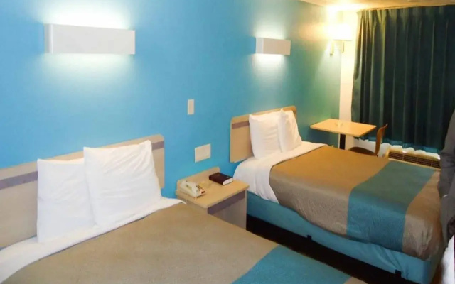 Motel6 Columbus, MS