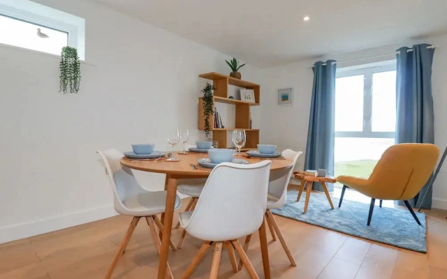 Fistral Retreat