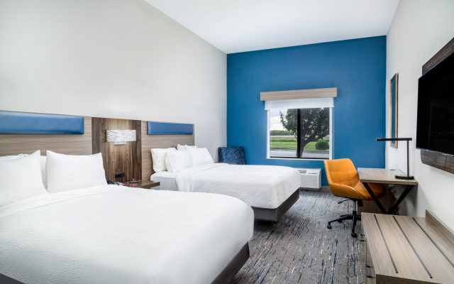 Holiday Inn Express Hotel & Suites Pratt by IHG