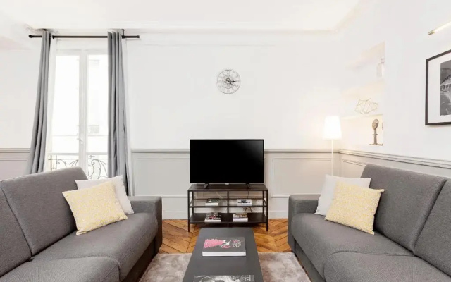 Livinparis - Luxury 4 Bedrooms Opera Lafayette II