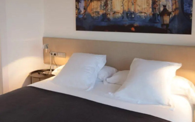 Izaka Apartments D377