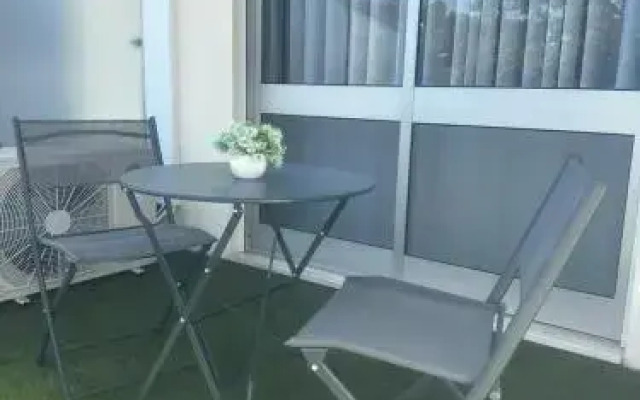 Flower Residence