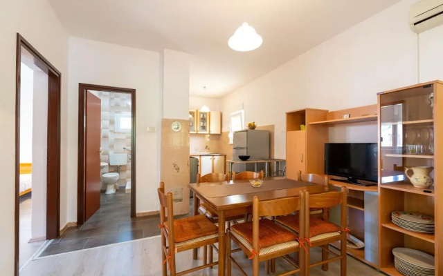 Stunning Home in Krusevo With Wifi and 4 Bedrooms