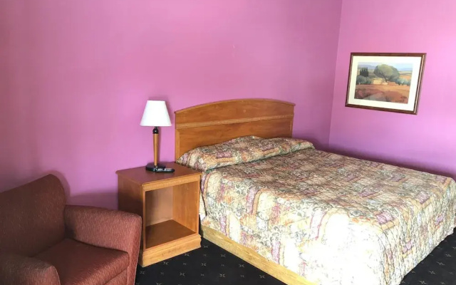 Frontier Motel