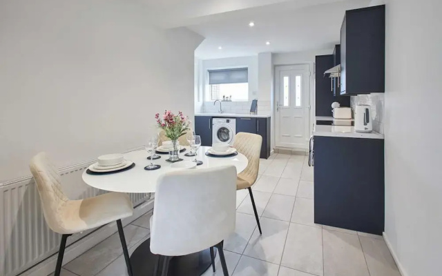 Host Stay Marsden Beach House