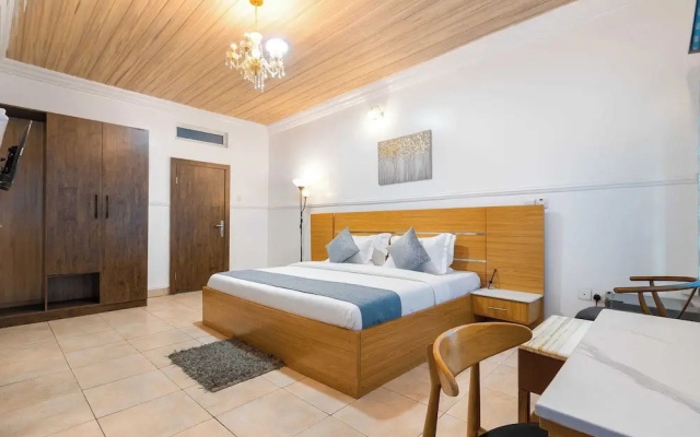 The Breeze Apartment