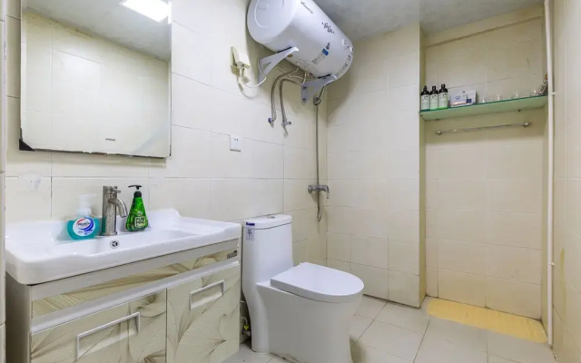 Locals Boutique Apartment Shipaiqiao No.1