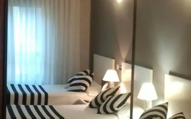 Esentia Togumar - Triple 3 Adults