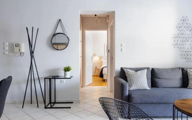 Ideal 1 BR Apartment in Petralona by UPSTREET