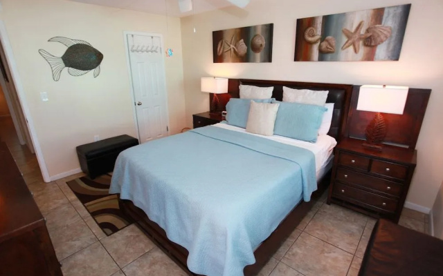 Harbor House B9