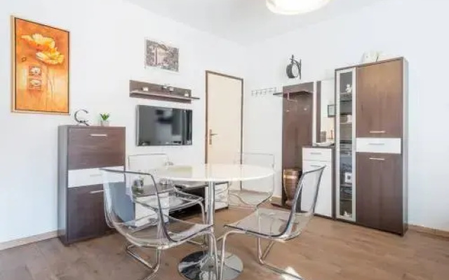 Old Town Charm Apartment