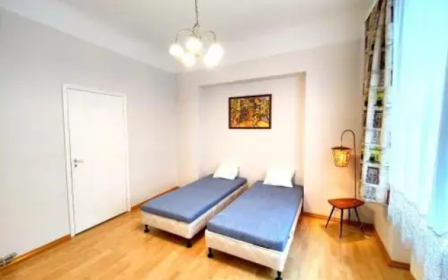 Old Town Peldu Apartment