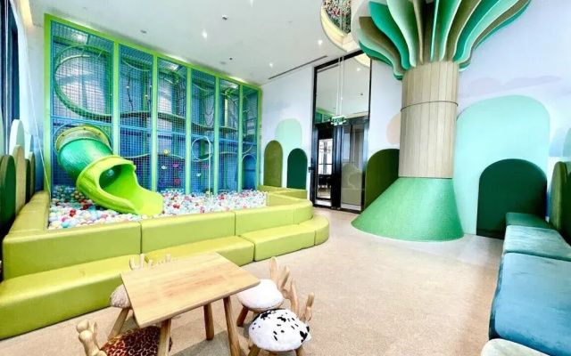 The Rixx Lavish Apartment