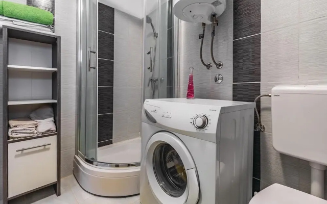 Amazing Apartment in Pula With Wifi and 2 Bedrooms