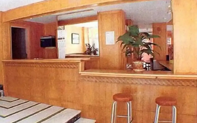Hotel Iris