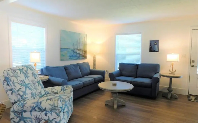 Enoch's Hideaway at Ocracoke - 3 Br Home