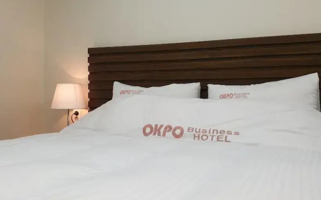 Okpo Business Hotel