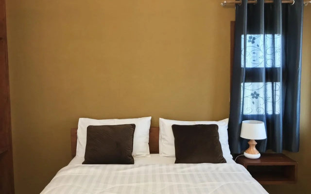 Baan Dan Ta Wan Nuea