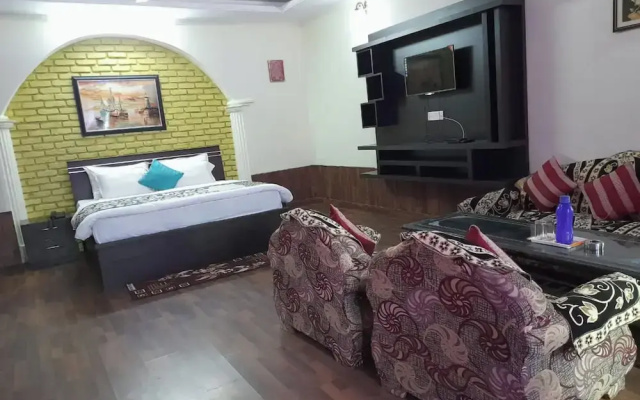 Goroomgo Nabh Resorts Naukuchityal