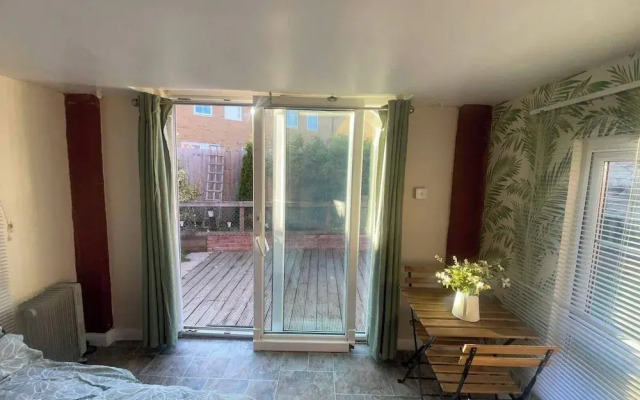 Lovely 1-bed Studio in Bristol