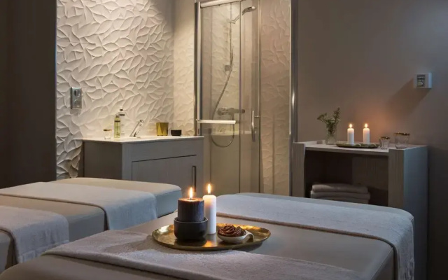 Golden Tulip Douarnenez Hotel & Spa