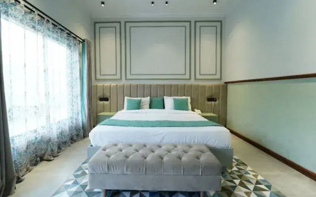 Reveries Luxury Hotel Rishikesh