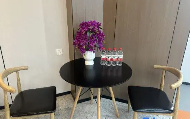 Lijia Hotel